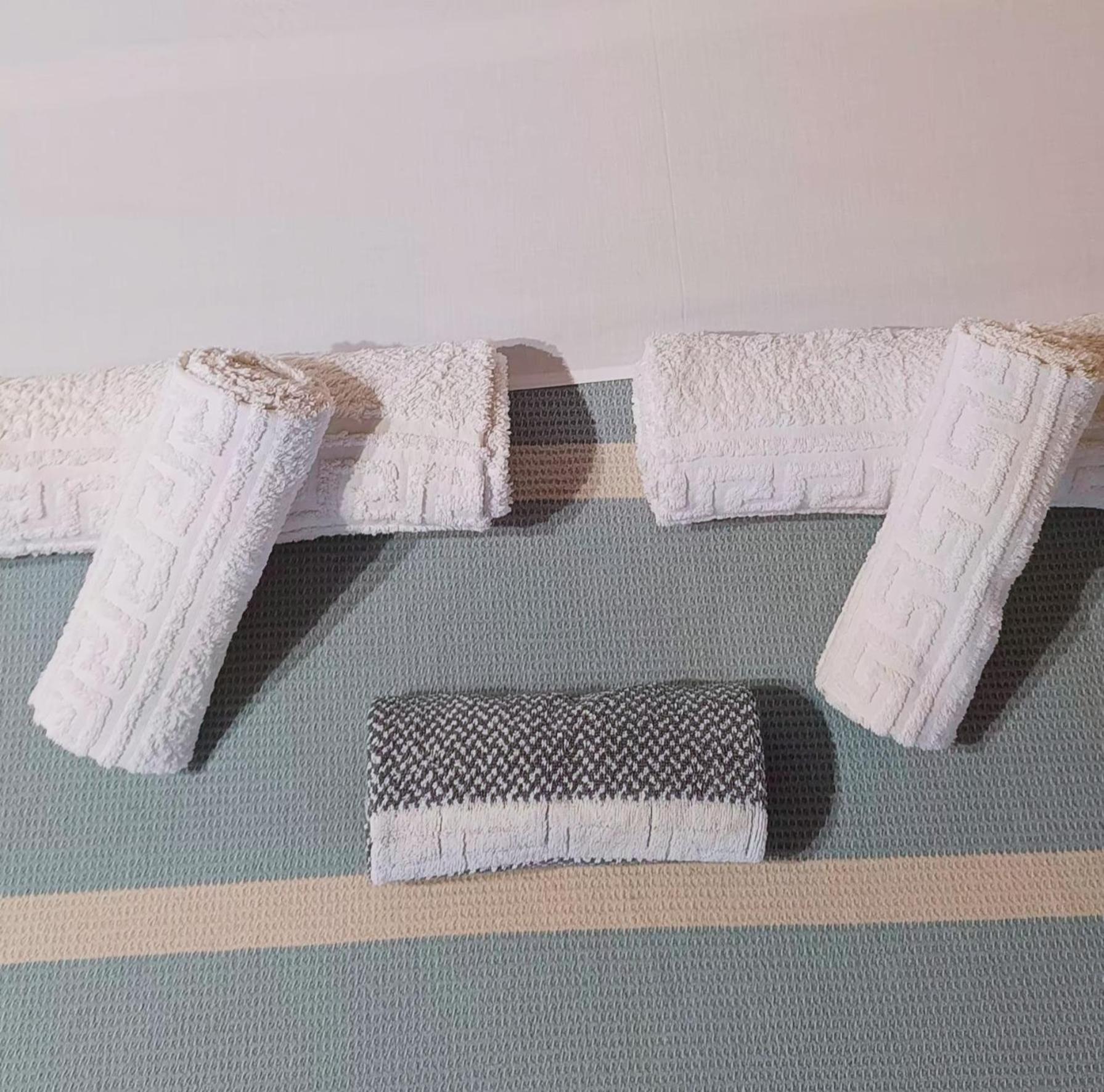 Attic Lägenhet Nea Moudhania Exteriör bild